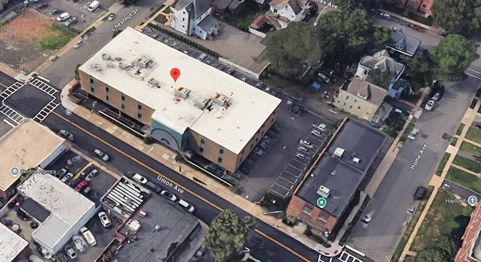 More Photos Of 71 Union Ave, Rutherford Medical For Lease