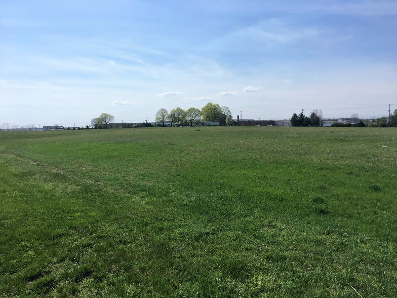 More Photos Of 368 Victory Rd, Winchester Land For Sale