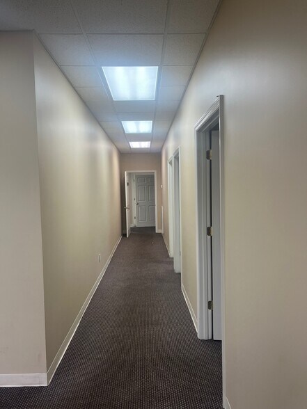 More Photos Of 2050 Cowan Hwy, Winchester Medical For Lease