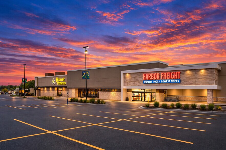 Primary Photo Of 276-346 SW Blue Pky, Lee's Summit Unknown For Lease