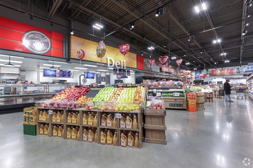 More Photos Of 16533 N May Ave, Edmond Unknown For Lease