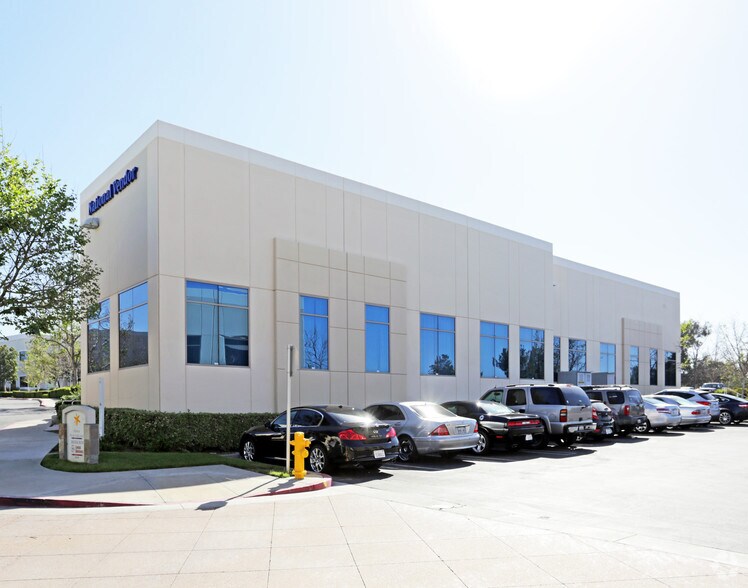 More Photos Of 26240 Enterprise Ct, Lake Forest Office For Lease