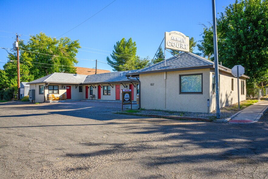 More Photos Of 107 E Pinal St, Cottonwood Apartments For Sale