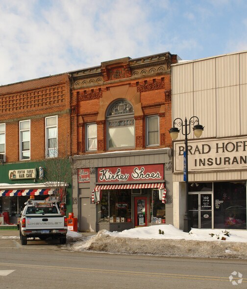 More Photos Of 104 S Leroy St, Fenton Storefront Retail Residential For Sale