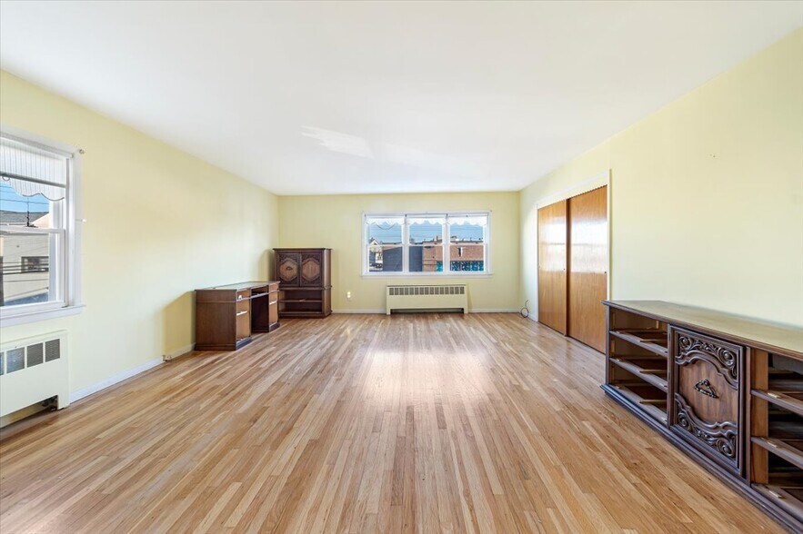 More Photos Of 30 College Pl, Yonkers Multifamily For Sale