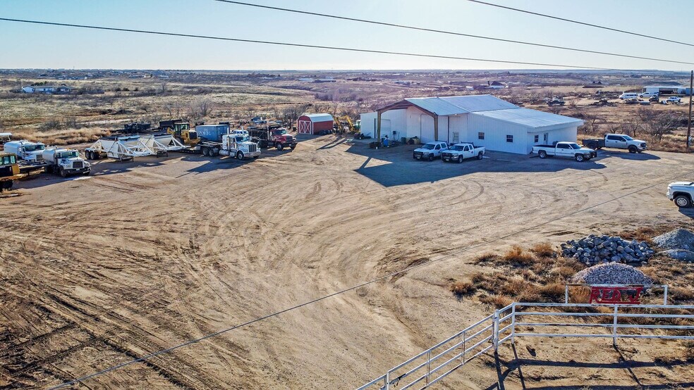 More Photos Of 3101 Givens Ave, Amarillo Warehouse For Sale