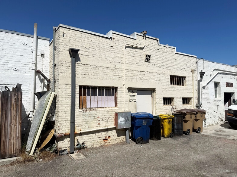 More Photos Of 431 State St, Santa Barbara Restaurant For Sale