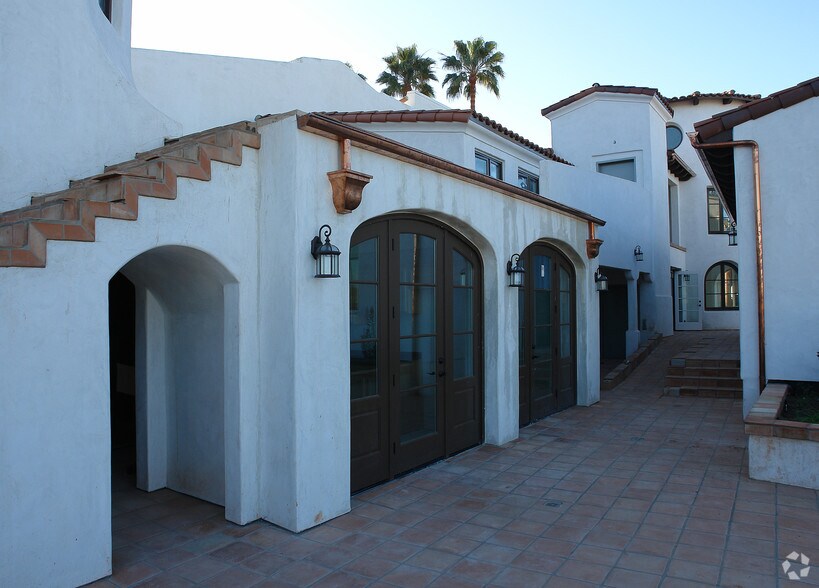 More Photos Of 1403 N El Camino Real, San Clemente Office For Lease