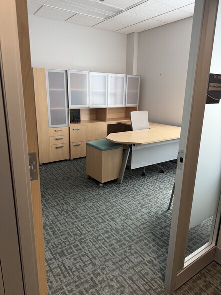 More Photos Of 185 Grant St, West End Office For Sale