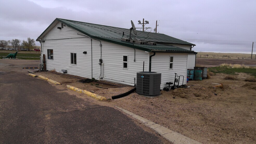 More Photos Of 7 55 Ranch Rd, Glenrock Service Station For Sale