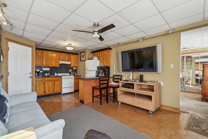 More Photos Of 419 Pierce St, Philadelphia Police Fire Station For Sale