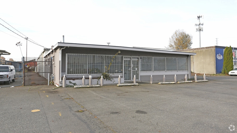 More Photos Of 1938 Milwaukee Way, Tacoma Warehouse For Lease