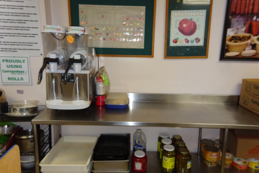 More Photos Of 427 N Chestnut St, Lansdale General Retail For Sale