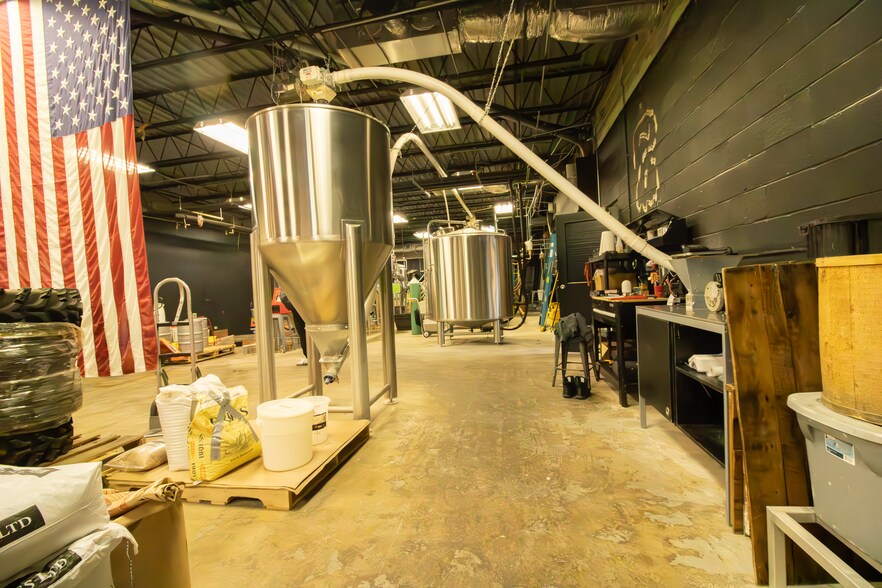 More Photos Of 102 W Parrish Dr, Benson Freestanding For Sale