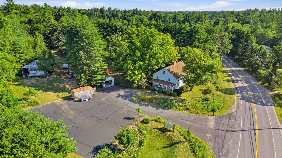 More Photos Of 65 Chester Rd, Raymond Flex For Sale