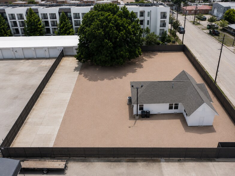 More Photos Of 2618 Bomar Ave, Dallas Land For Lease