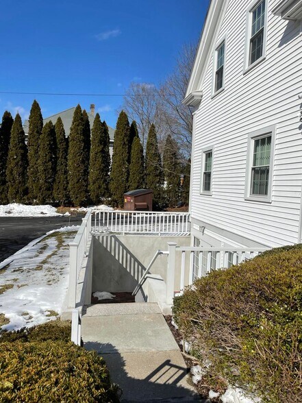 More Photos Of 969 Hebron Ave, Glastonbury Office For Sale