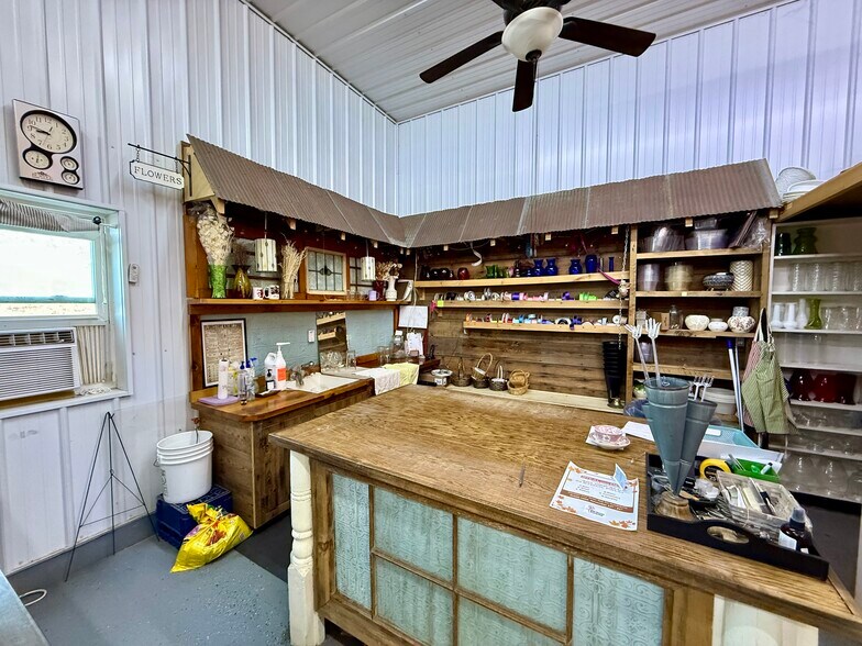 More Photos Of 203 W 5th St, Blue Rapids Service For Sale
