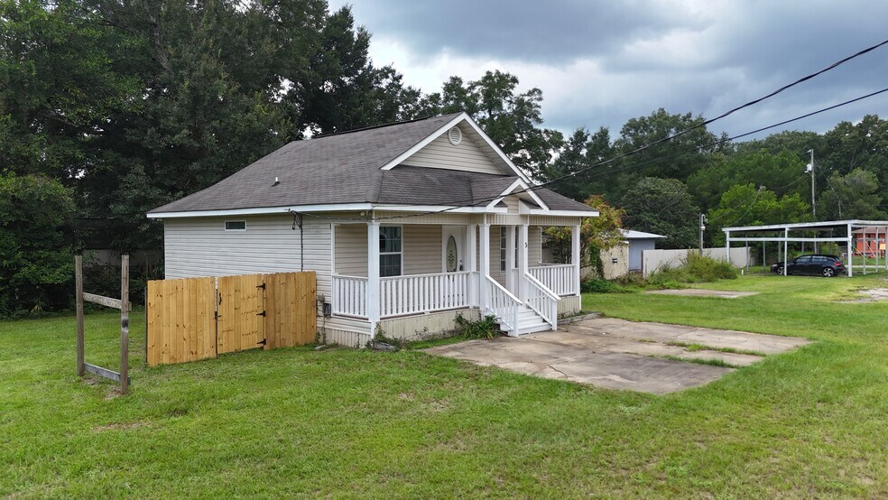 More Photos Of 701, 703, 795 Beverly Pky, Pensacola Land For Sale