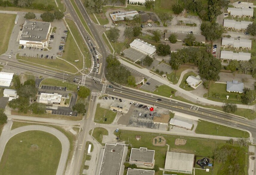 More Photos Of 2005 W Baker St, Plant City Office For Sale