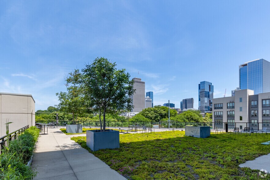 More Photos Of 500 11th Ave N, Nashville Office Residential For Lease