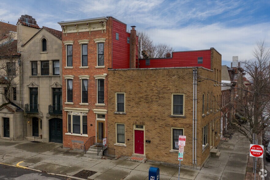 Primary Photo Of 70 Willett St, Albany Apartments For Sale