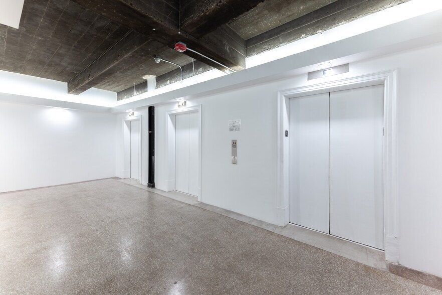 More Photos Of 742-748 S Hill St, Los Angeles Loft Creative Space For Lease