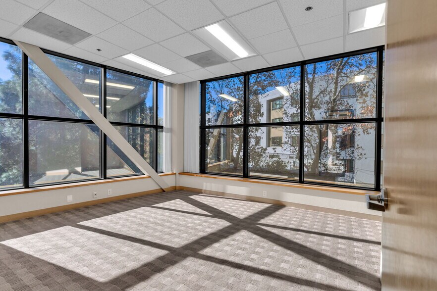 More Photos Of 1670 Riviera Ave, Walnut Creek Office Residential For Lease