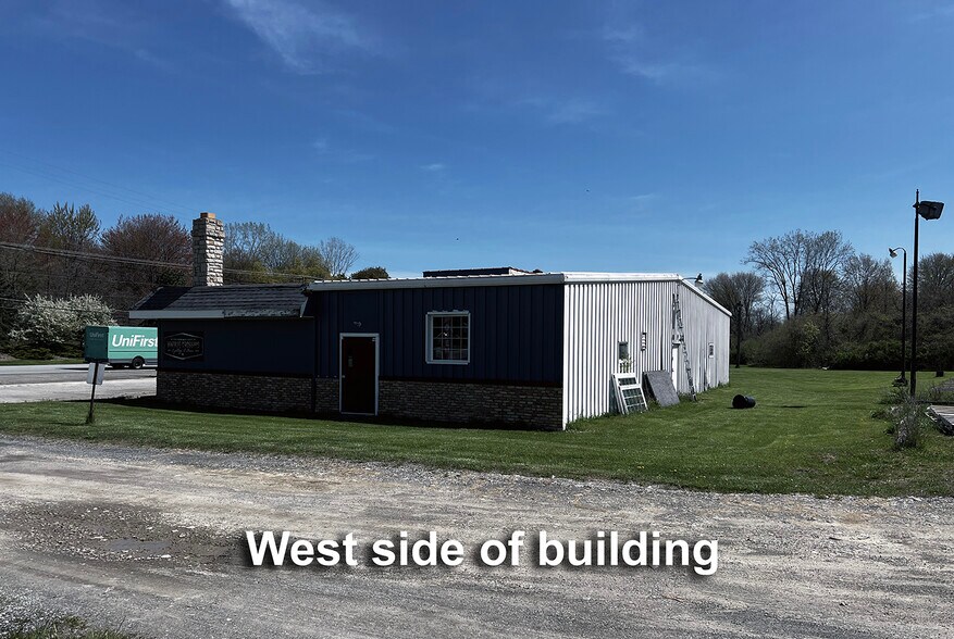 More Photos Of 2813 Liberty Ave, Vermilion Bar For Sale