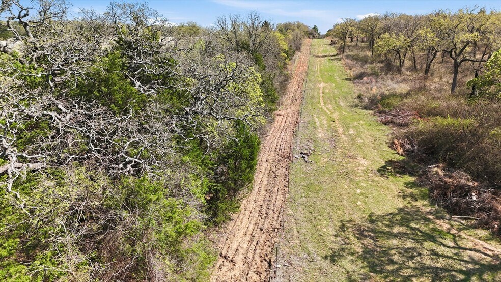 More Photos Of 2548 County Road 2690, Alvord Land For Sale