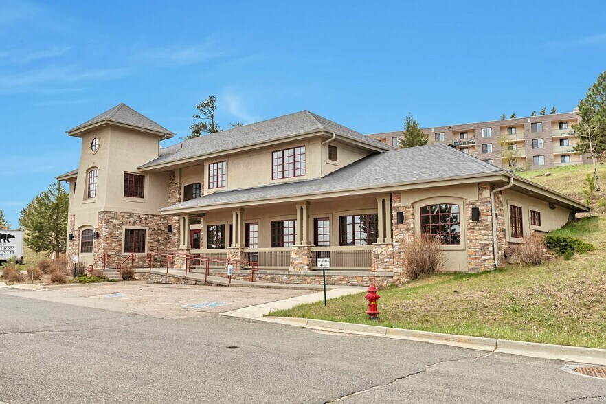 More Photos Of 3045 Whitman Dr, Evergreen Office For Lease