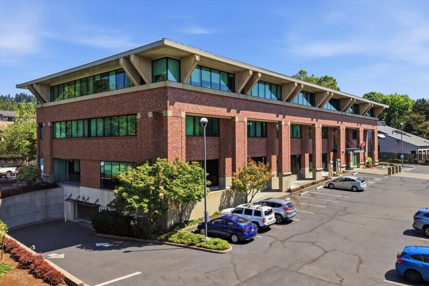 Primary Photo Of 10365 SE Sunnyside Rd, Clackamas Office For Lease