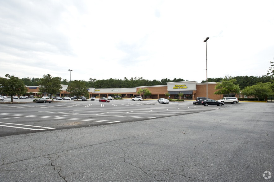 More Photos Of 8560 Holcomb Bridge Rd, Alpharetta Unknown For Lease