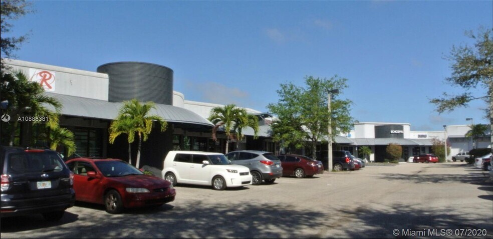 More Photos Of 7427-7451 S Military Trl, Lake Worth Unknown For Lease