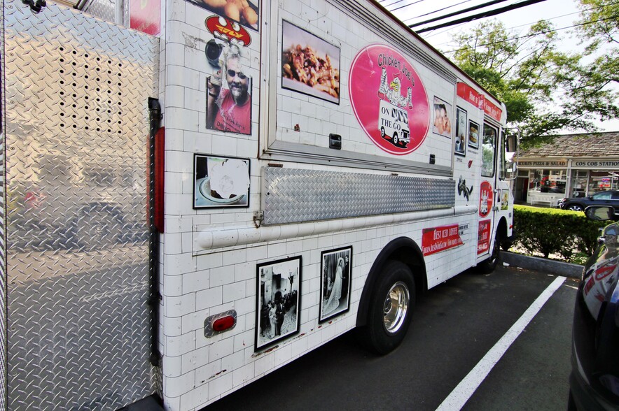 More Photos Of 231 E Putnam Ave, Cos Cob Fast Food For Sale