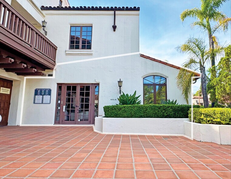 More Photos Of 1525 State St, Santa Barbara Serviced Offices For Sale