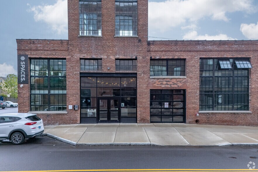 More Photos Of 155 Chandler St, Buffalo Coworking Space