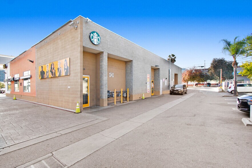 55335555 W Sunset Blvd, Los Angeles, CA 90028 For Lease