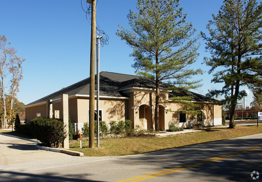 More Photos Of 17434 Red Oak Dr, Houston Medical For Lease