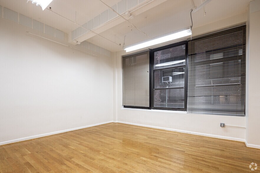More Photos Of 134 W 29th St, New York Office For Lease