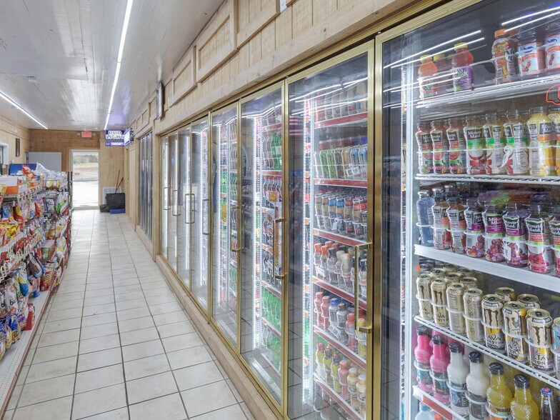 More Photos Of 3346 Us Highway 29, Valley Service Station For Sale