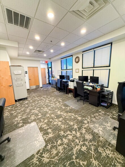 More Photos Of 9494 W Flamingo Rd, Las Vegas Medical For Sale