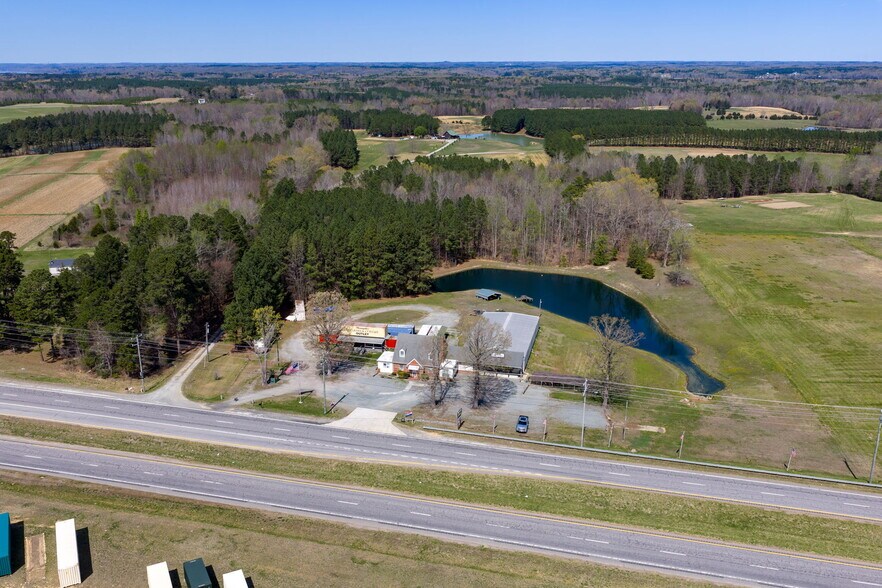 More Photos Of 6663 Highway 58, Buffalo Junction Storefront Retail Office For Sale