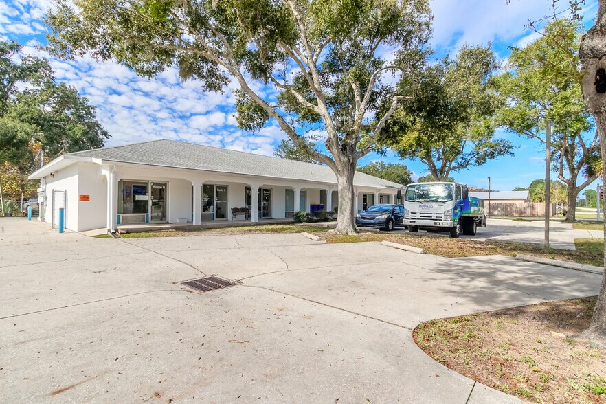 More Photos Of 2220 Hibiscus Dr, Edgewater Office For Sale