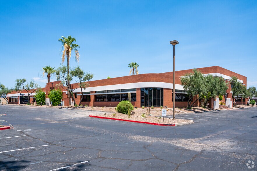 More Photos Of 7350 E Evans Rd, Scottsdale Loft Creative Space For Lease