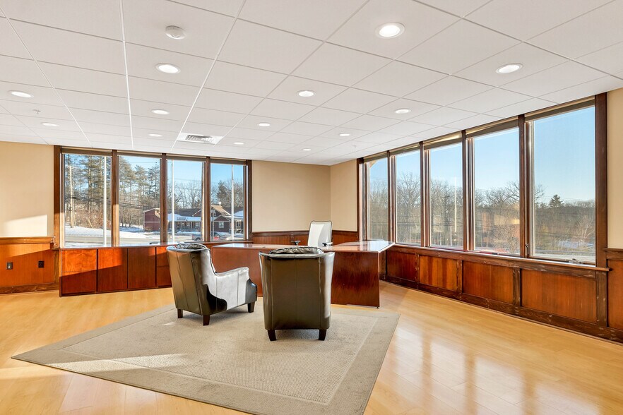 More Photos Of 81 Whittier Hwy, Moultonborough Office For Sale