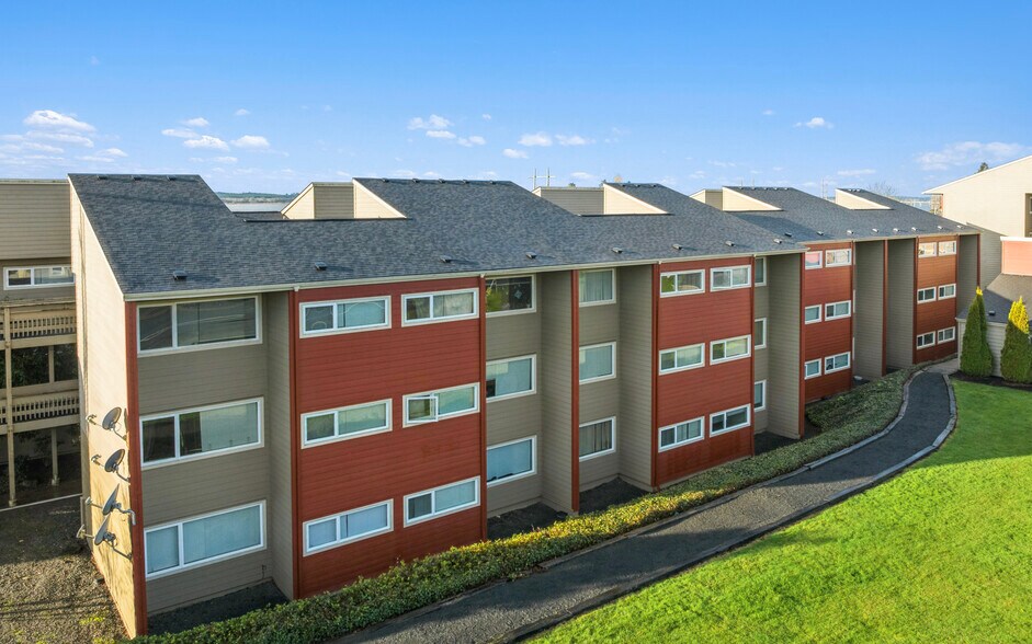 More Photos Of 1400 W Marine Dr, Astoria Apartments For Sale