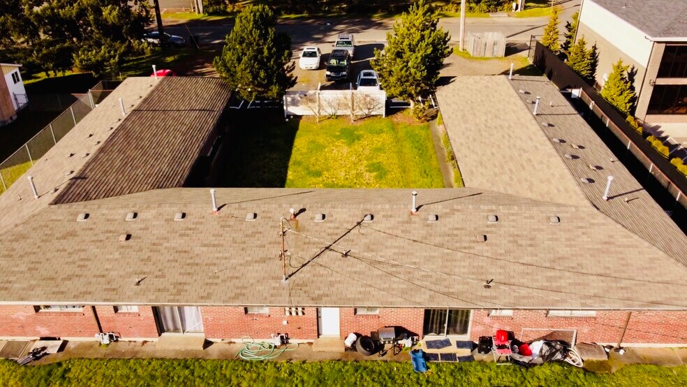 More Photos Of 4902 111th St SW, Lakewood Multifamily For Sale