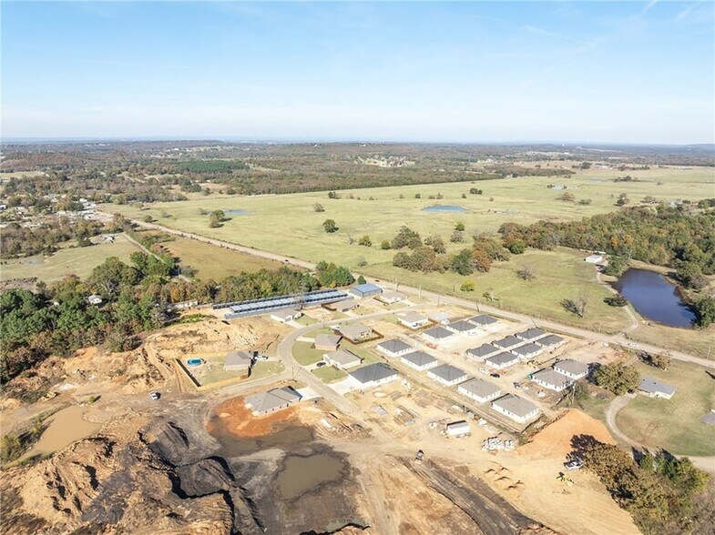 More Photos Of 1015 Lavender Rd, Fort Smith Apartments For Sale