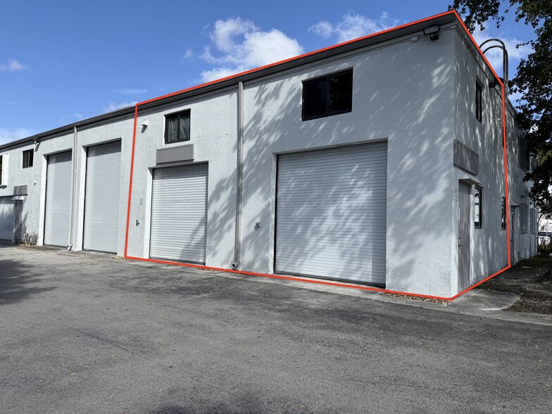 Primary Photo Of 1777 Blount Rd, Pompano Beach Warehouse For Sale